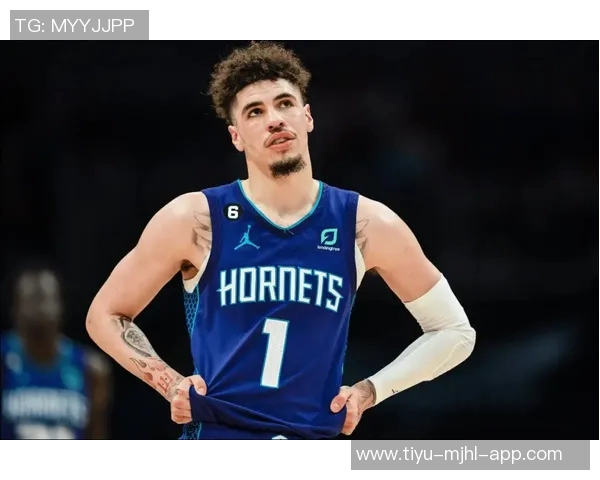 拉梅洛鲍尔三分球火力全开16投10中砍下28分4篮板13助攻1抢断表现惊艳