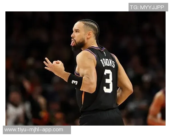 亚当斯称狄龙场下可爱场上却毫不留情甚至肘击自己